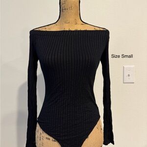 Black Off-Shoulder Ribbed Bodysuit